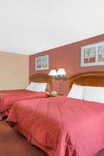 Hotel Super 8 by Wyndham Marion NC photo 2