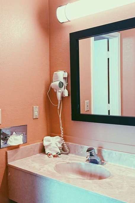 Hotel Super 8 by Wyndham Marion NC photo 4