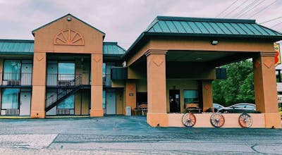 Super 8 by Wyndham Marion NC