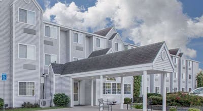 Microtel Inn & Suites by Wyndham Manistee