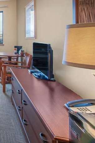 Hotel Days Inn Mitchell SD photo 3