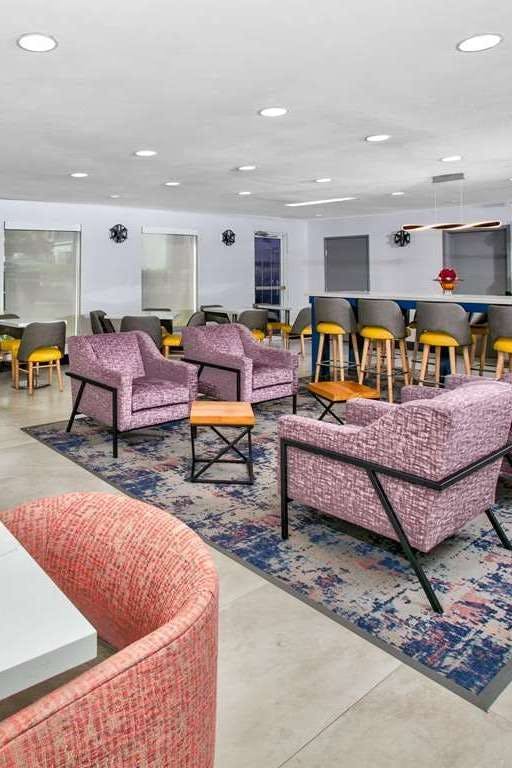 Hotel La Quinta Inn & Suites by Wyndham Dallas - Las Colinas photo 5