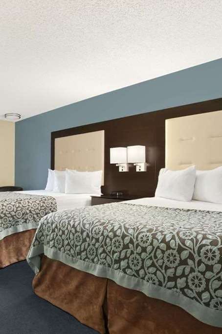 Hotel Days Inn by Wyndham Williams photo 2