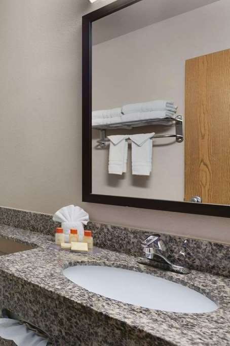 Hotel Days Inn by Wyndham Williams photo 5