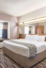 Hotel Microtel Inn & Suites by Wyndham Cadiz photo 1