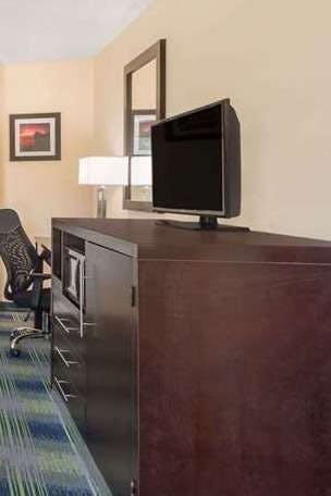 Hotel Days Inn by Wyndham Newberry photo 3