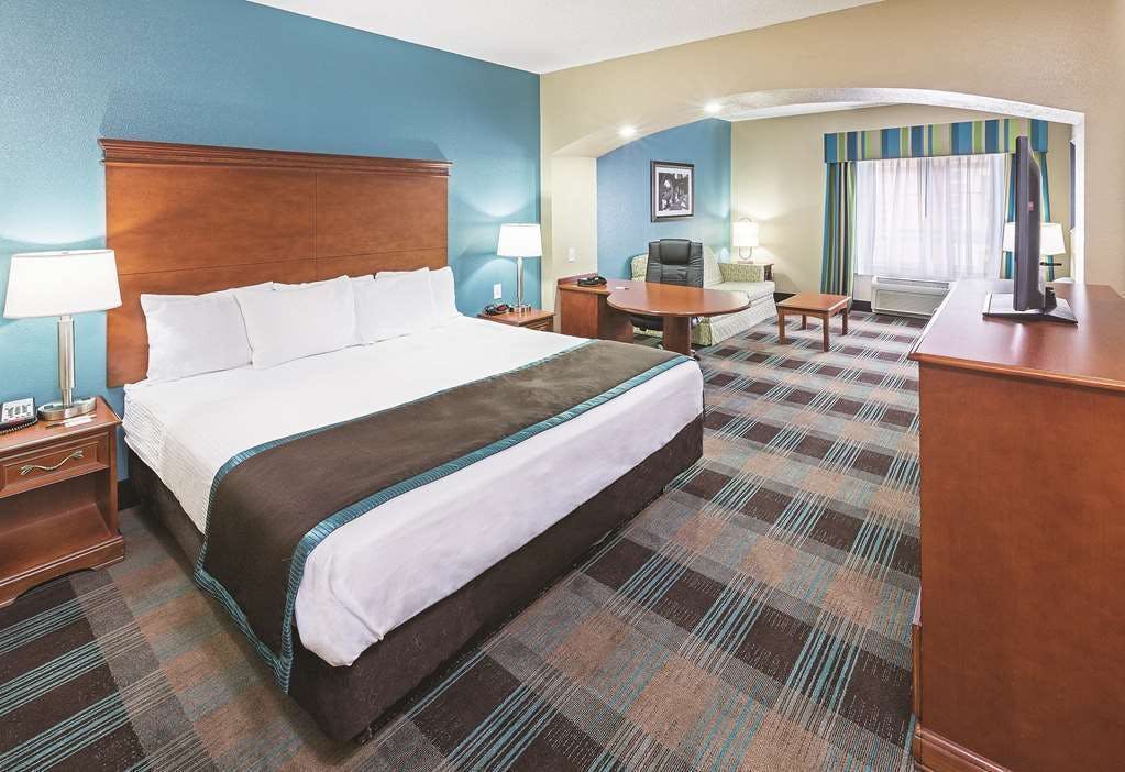 Hotel La Quinta Inn & Suites by Wyndham Houston Hobby Airport photo 5