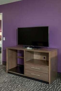 Hotel La Quinta Inn & Suites by Wyndham Visalia/Sequoia Gateway photo 3