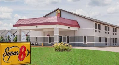 Super 8 by Wyndham Shipshewana
