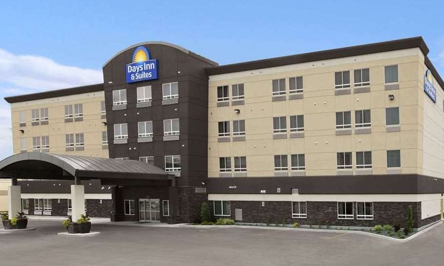 Days Inn & Suites by Wyndham Winnipeg Airport Manitoba