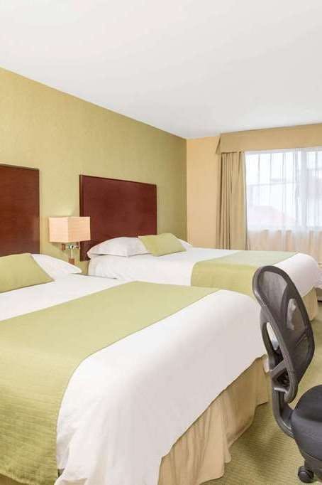 Hotel Ramada Williams Lake photo 2