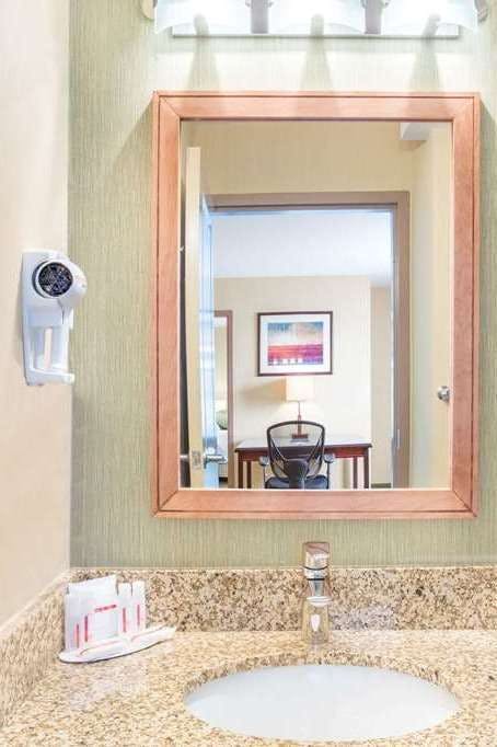 Hotel Ramada Williams Lake photo 4