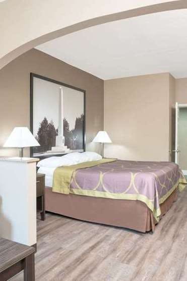 Hotel Super 8 by Wyndham Murfreesboro photo 1