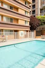 Hotel Days Inn by Wyndham Victoria On The Harbour photo 4