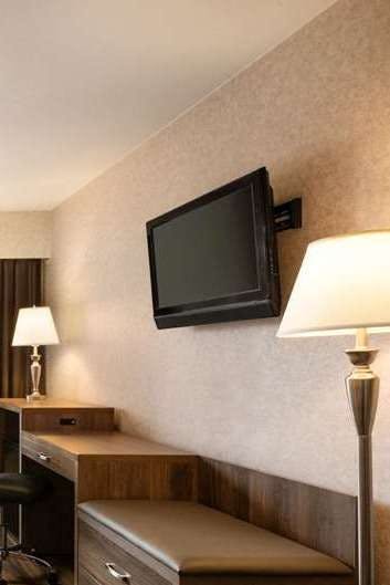 Hotel Days Inn by Wyndham Victoria On The Harbour photo 3