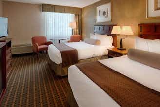 Hotel Baymont by Wyndham Marietta photo 2