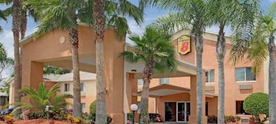 Super 8 Daytona Beach