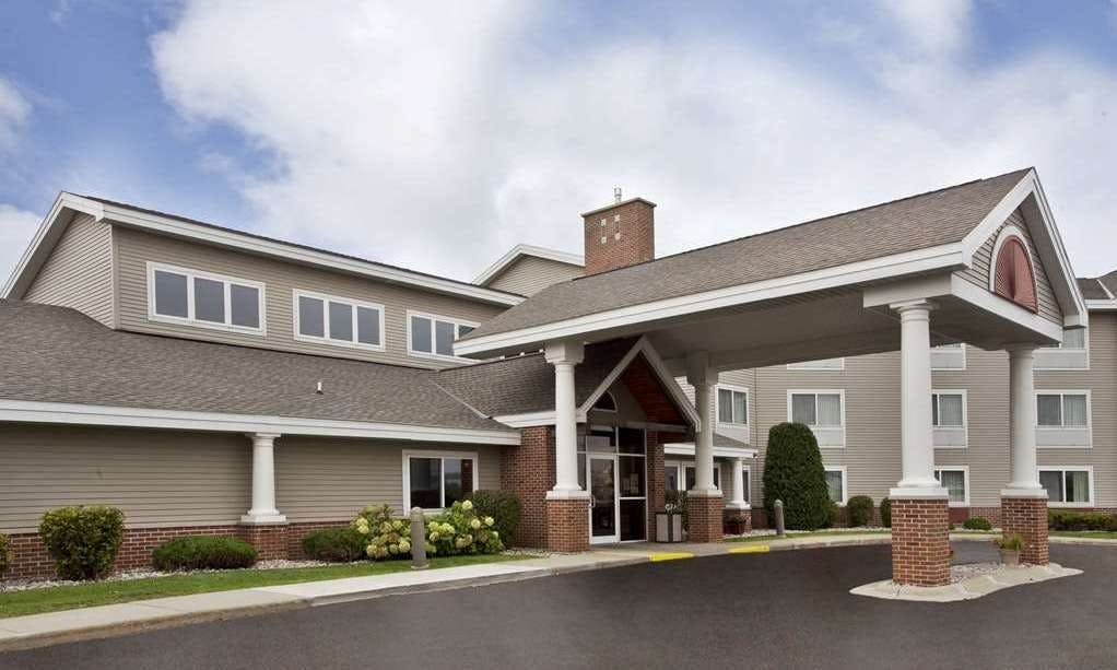 AmericInn by Wyndham Beaver Dam