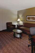 Hotel AmericInn by Wyndham Beaver Dam photo 1