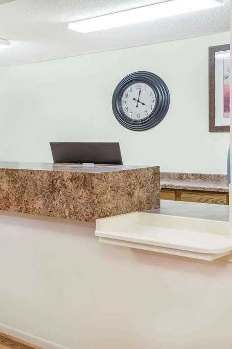 Hotel Days Inn by Wyndham Iron Mountain photo 4