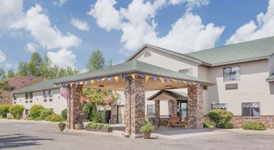 Days Inn by Wyndham Iron Mountain