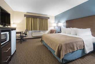 Hotel AmericInn by Wyndham Mounds View Minneapolis photo 3