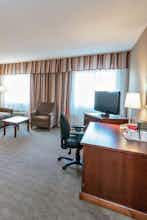 Hotel Ramada Kelowna Conf Centre photo 4