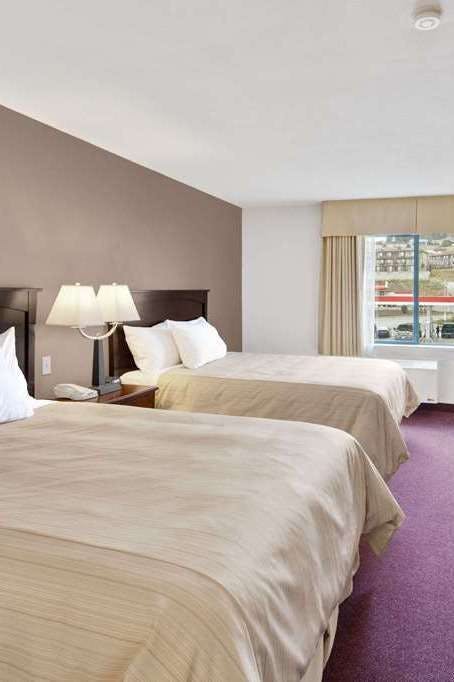 Hotel Days Inn by Wyndham Kamloops BC photo 2
