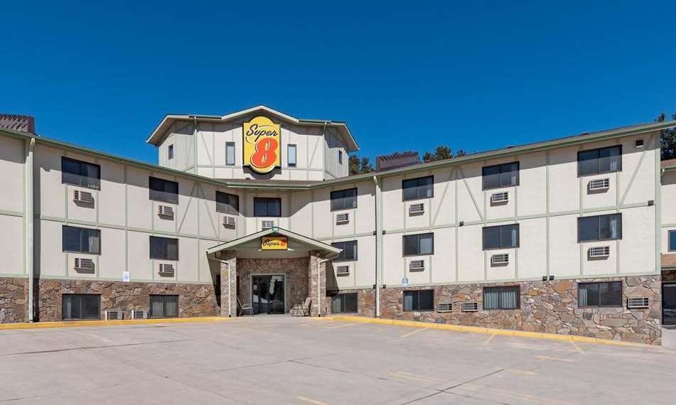 Super 8 by Wyndham Hill City/Mt Rushmore/ Area