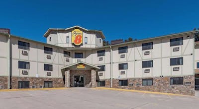 Super 8 by Wyndham Hill City/Mt Rushmore/ Area