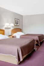 Hotel HoJo Lundys Lane Niagara Falls photo 2