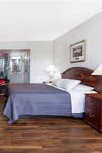 Hotel HoJo Lundys Lane Niagara Falls photo 1