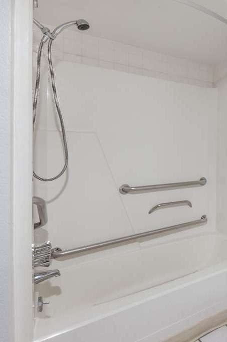 Hotel Days Inn by Wyndham Holland photo 4