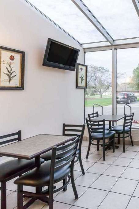 Hotel Days Inn by Wyndham Holland photo 5