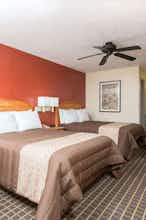 Hotel Days Inn Forest photo 2