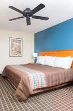 Hotel Days Inn Forest photo 1