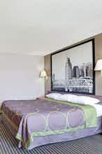 Hotel Super 8 by Wyndham Nashville/ Dntn/ Opryland Area photo 1