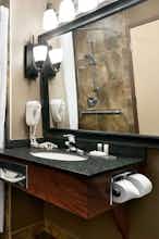 Hotel Days Inn And Suites Strathmore photo 5