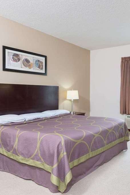 Hotel Super 8 by Wyndham Beaver Falls photo 1