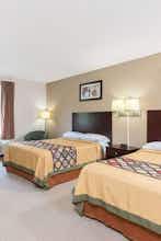 Hotel Super 8 by Wyndham Beaver Falls photo 2