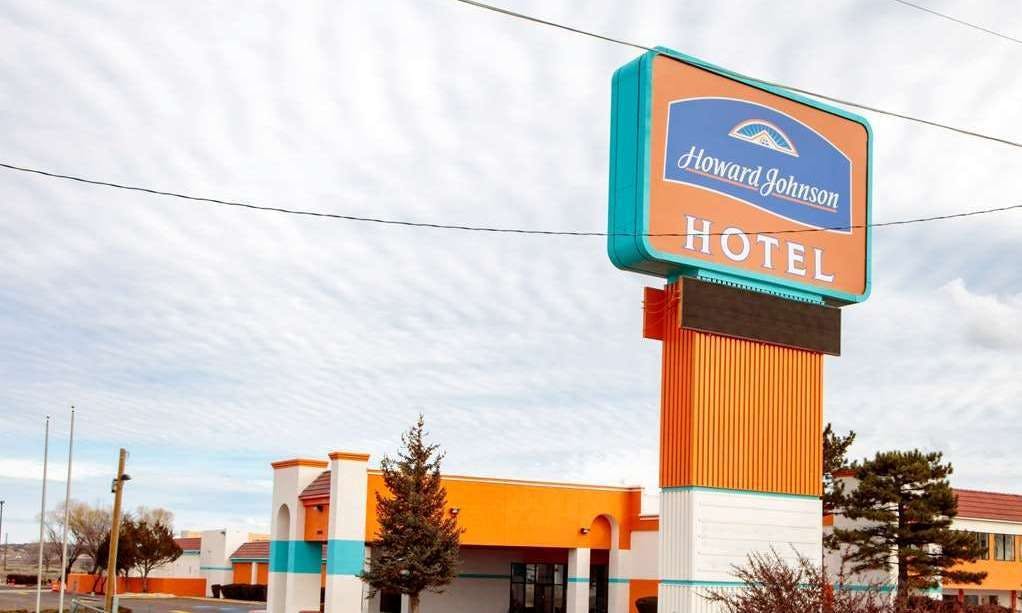 Howard Johnson by Wyndham Gallup