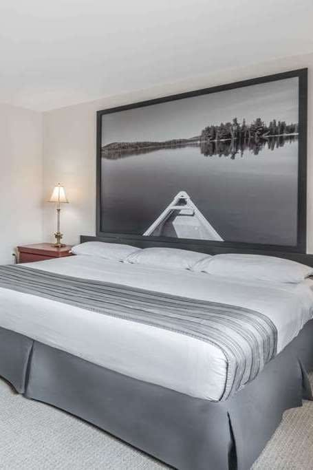 Hotel Super 8 by Wyndham Guelph photo 1