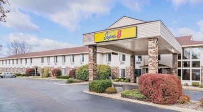 Super 8 by Wyndham Wausau