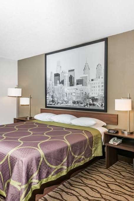 Hotel Super 8 Bedford photo 1