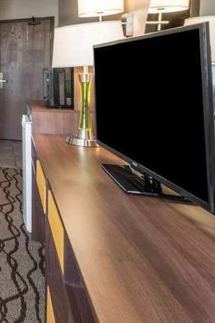 Hotel Super 8 Bedford photo 3