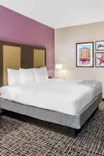Hotel La Quinta Inn Ste Hillsboro photo 1