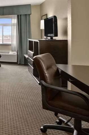 Hotel Wingate by Wyndham Pueblo photo 3