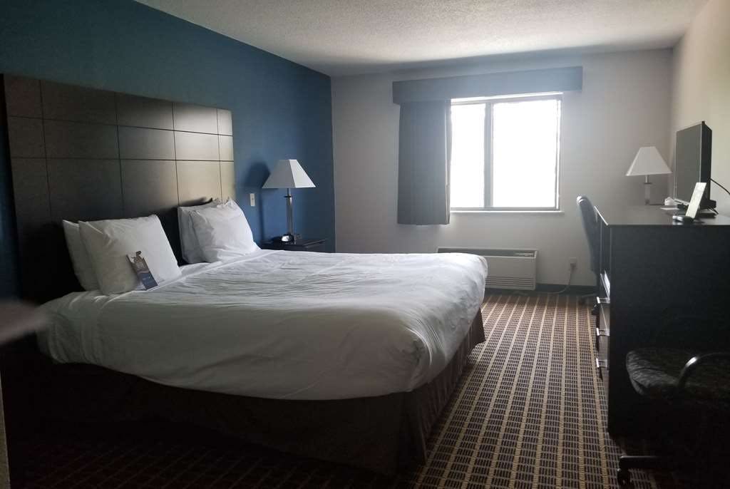 Hotel Baymont Inn & Suites by Wyndham Richmond photo 1