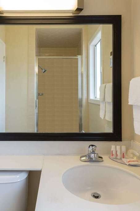 Hotel Travelodge by Wyndham Santa Rosa Wine Country photo 4