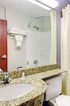 Hotel Microtel Cherokee photo 4